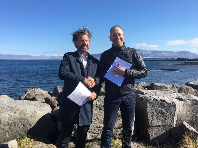 Reykjavík Mayor Dagur B. Eggertsson and Minister for the Environment …