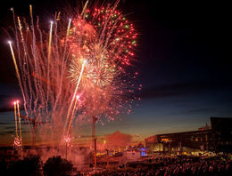 The city's traditional firework show will be tonight after the big concert Tónflóð Rásar 2 which is held on Arnarhóll in downtown Reykjavík.