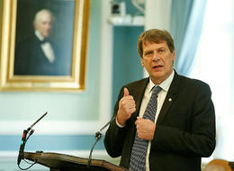 Brynjar snýr aftur á Alþingi