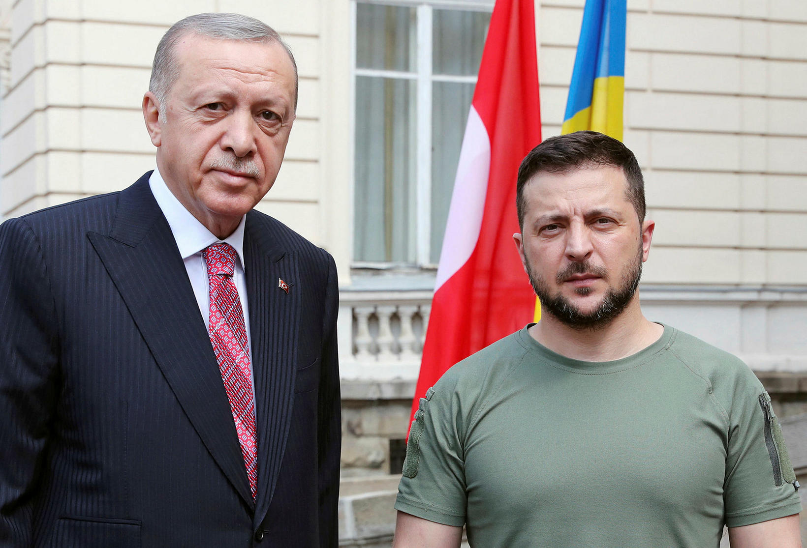 Erdogan og Selenskí í Lvív í Úkraínu í dag.