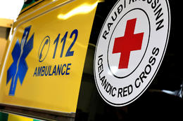 Fluttur á sjúkrahús eftir eldsvoða í Reykjanesbæ