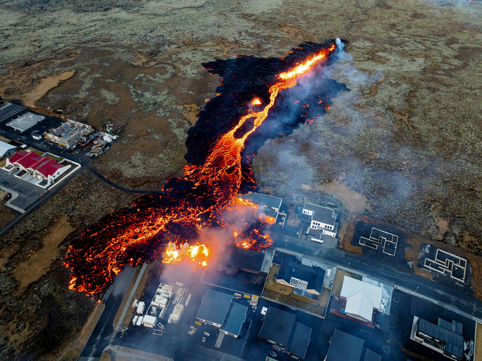 Það kom Ármanni Höskuldssyni á óvart þegar syðri sprungan opnaðist …