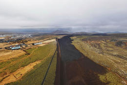 Lava has been running south coming close to Suðurstrandarvegur road.
