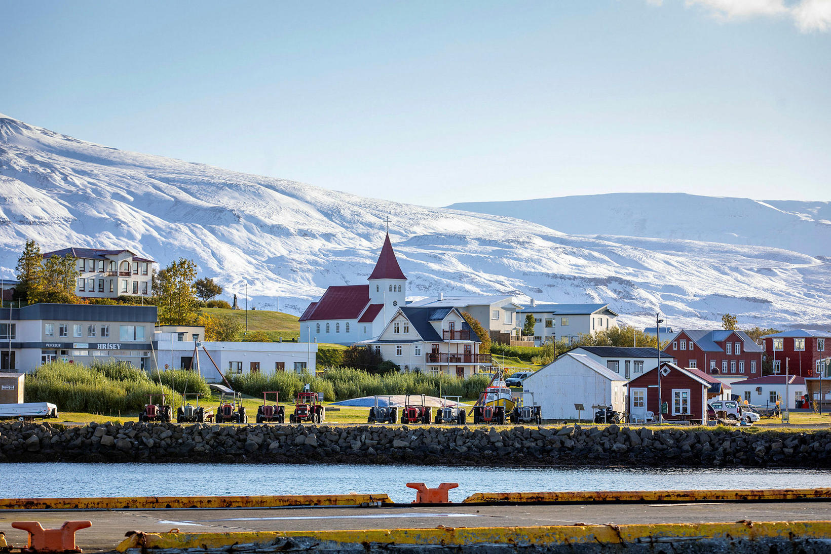 Það tekur örstutta stund að skreppa til Hríseyjar.