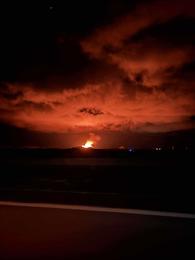 The eruption seen from Reykjanesbraut Road.