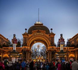 Metár hjá Tívolíinu í Kaupmannahöfn