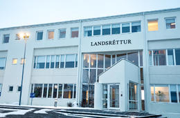 „Ekki sérstök nauðsyn“ á gæsluvarðhaldi yfir Helga