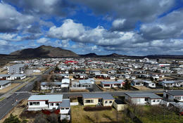 Tonight there will be a gathering at Grindavík Church, featuring a concert, to commemorate that two years have passed since the town's evacuation.