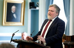 Saknar viðbragða við verðbólgu