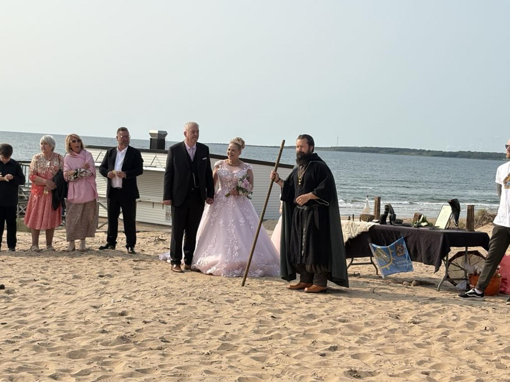 Under the face of Odin – Icelandic Ace Faurus wedding in Sweden