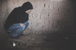 Mest átta börn beðið eftir fíknimeðferð