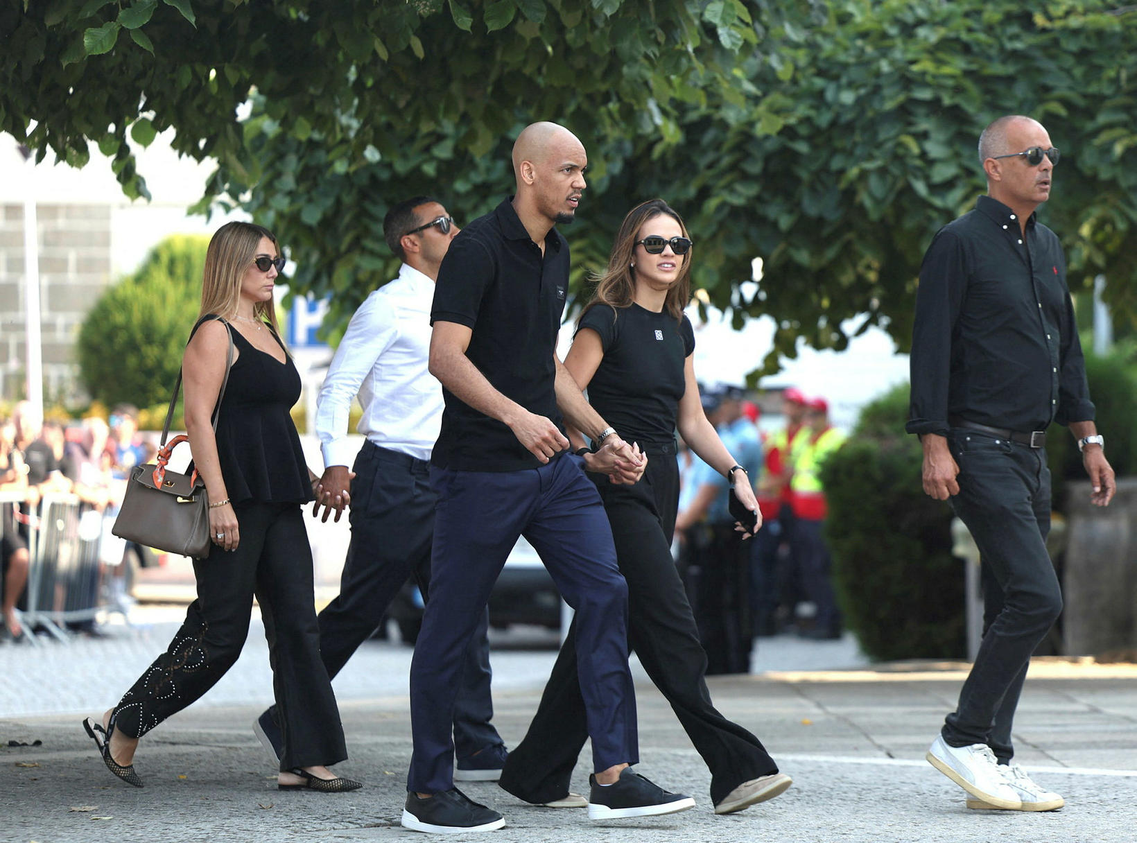 Fabinho, fyrrverandi leikmaður Liverpool, ásamt eiginkonu sinni.
