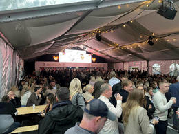 According to Páll Eyjólfsson, the festival’s director, 40,000 people attended Hjartað last year, and at least 60,000 are expected this year, which would be a record turnout.