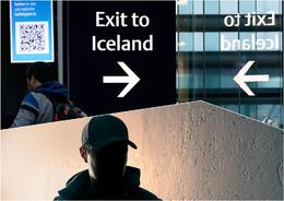 Four men linked to a Swedish organized crime group were turned away at the border this summer.