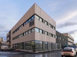 Hafa leigt út stóran hluta hússins