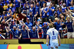 Svartamarkaður farinn í gang og ráðherrum boðið