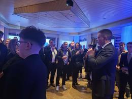 Spenntur fyrir seinni hálfleik baráttunnar