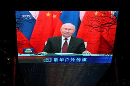 Pútín: Bandalag Rússa og Kínverja tryggi stöðugleika