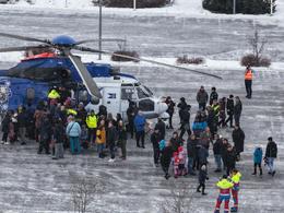 Þyrla Gæslunnar lenti á bílastæðinu