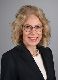 Dregur framboð sitt til baka