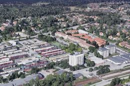 Reyndi ítrekað að lokka börn upp í bifreið