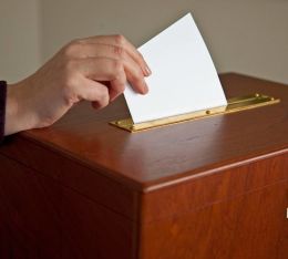 Kosið um leiðtoga flokkanna