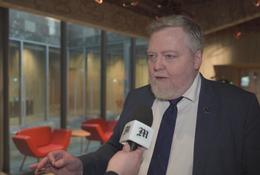 Sigmundur: „Uppgjöf af hálfu ríkisstjórnarinnar“