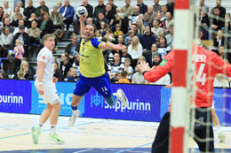 ÍBV - KA, staðan er 31:31