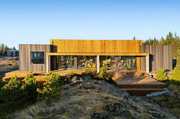 Tæplega tilbúið glæsihús selt á 267 milljónir 