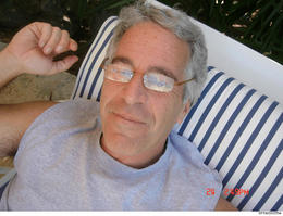 Grátbað Epstein um að sofa hjá fyrirsætu