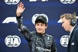 Táningurinn byrjar á ráspól