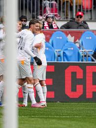 Ísland og Kanda skildu jöfn