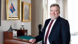 Þjóðaratkvæðagreiðsla í uppnámi