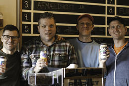 Afmæliskisi í veislu hjá Malbygg