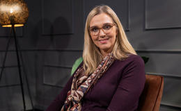 Ásthildur lætur af störfum