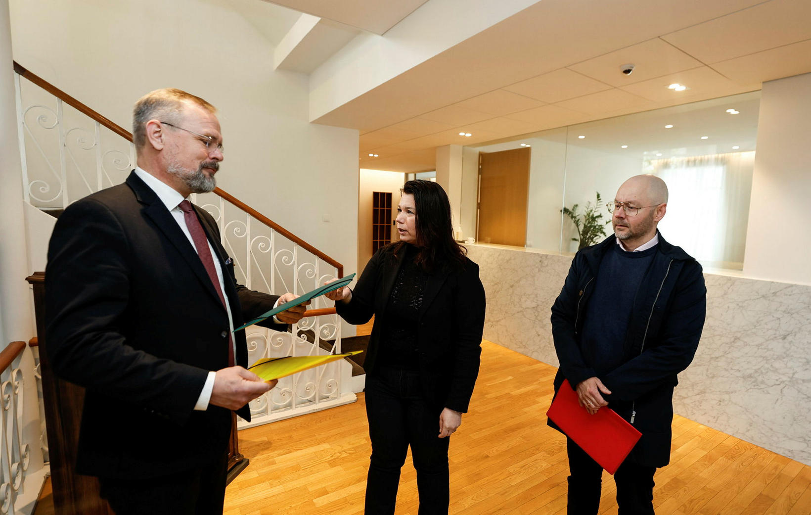 Daði Már með ábyrgðarmönnum listans, Maríu Csizmás og Daða Frey …