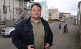 Segir sögu húsanna á Akureyri