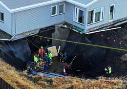 Ósvöruðum spurningum fjölgar eftir þögn lögreglu