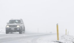 Loka veginum um Fagradal vegna áreksturs
