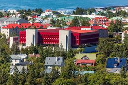 Skipta bókavörðum safnsins út fyrir öryggisverði