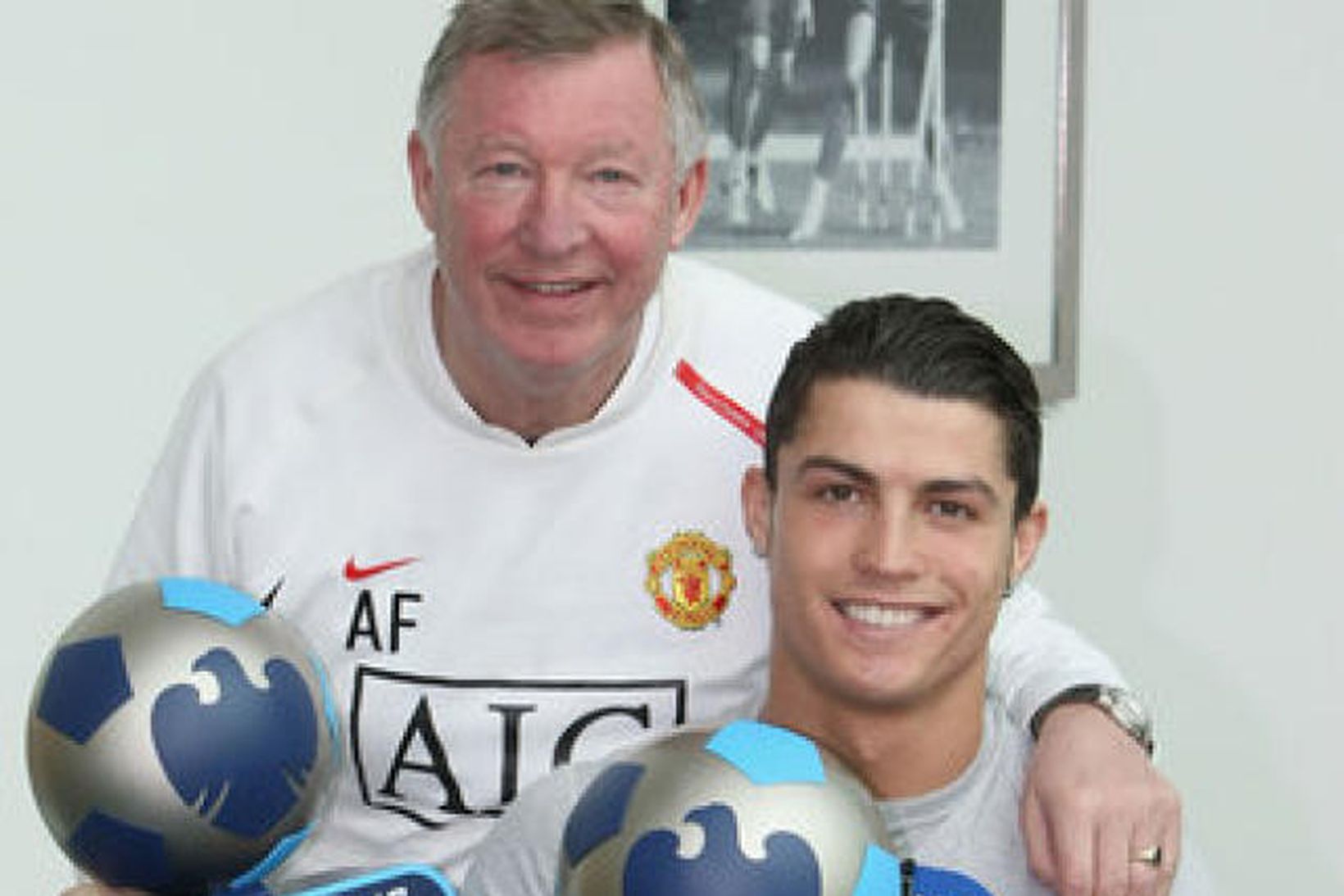 Sir Alex og Ronaldo með viðurkenningar sínar.