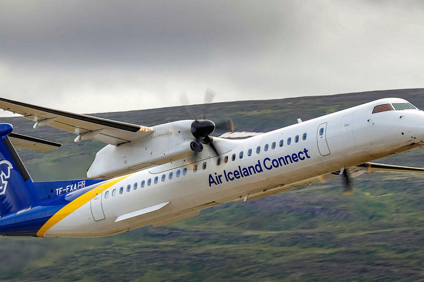 Air Iceland Connect.
