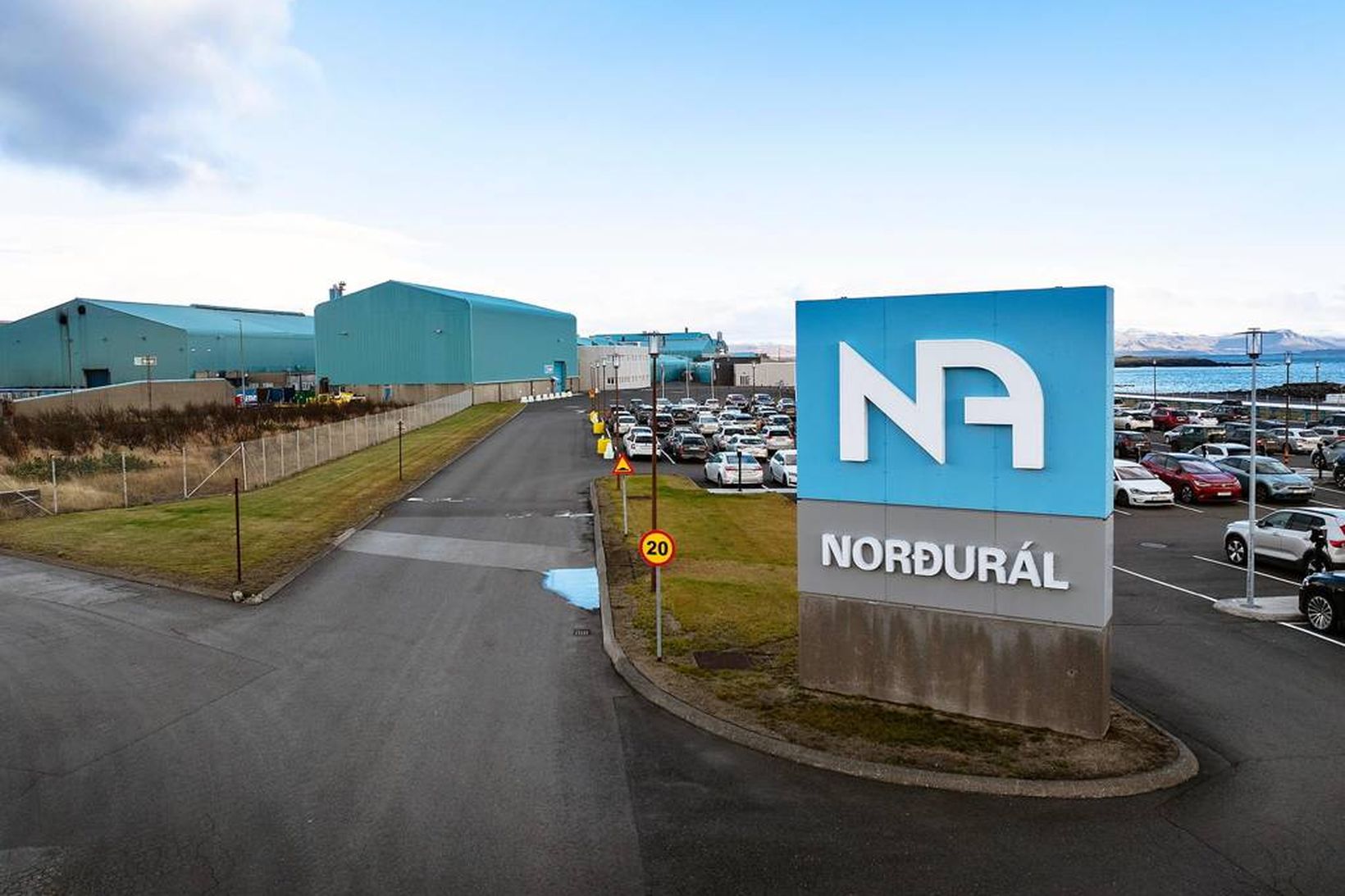 Endurræsing hjá Norðuráli gengið vel