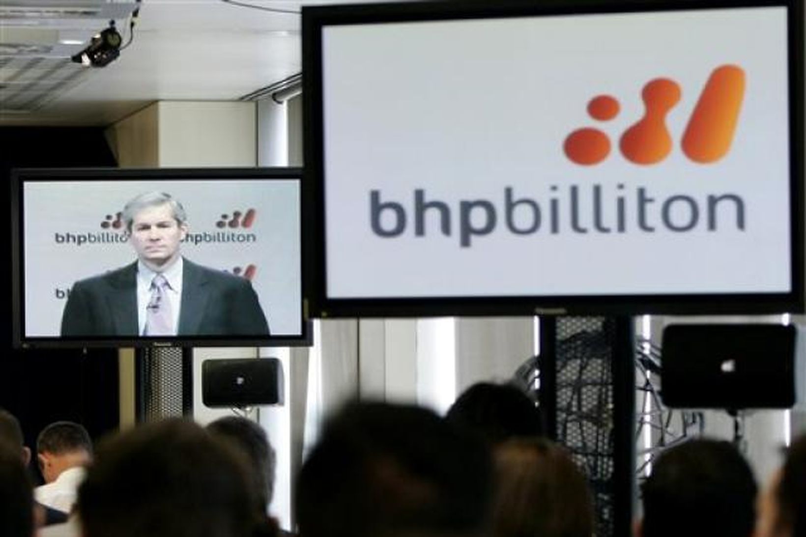 BHP Billiton vill yfirtaka Rio Tinto