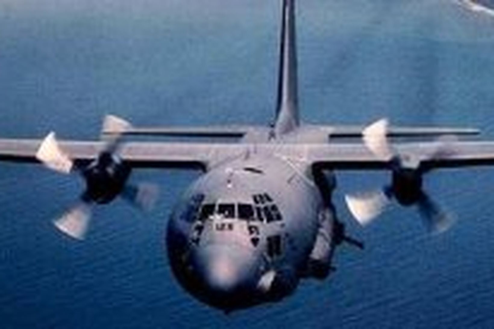 Bandarísk AC-130 flugvél.