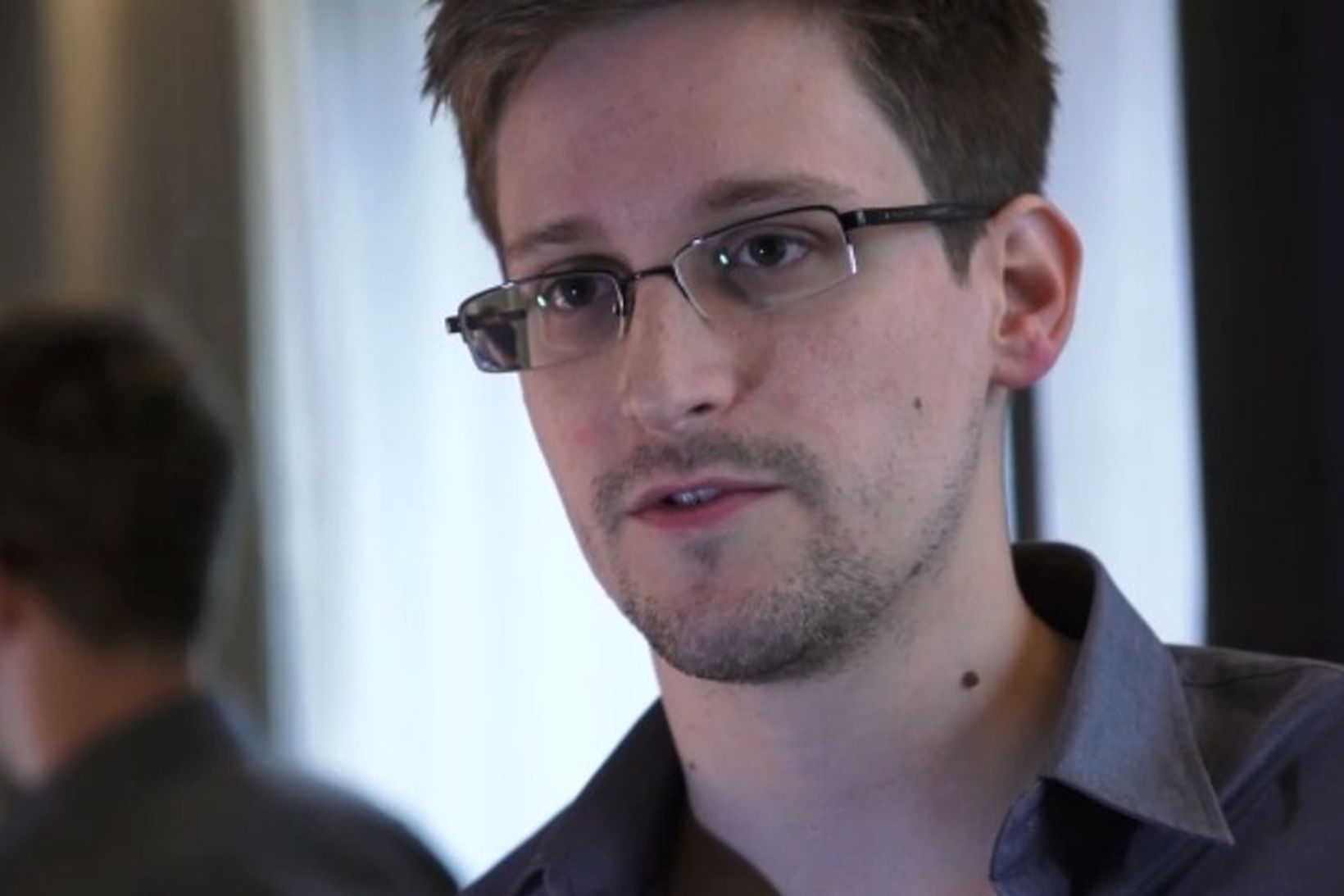 Bandarískri uppljóstrarinn Edward Snowden.