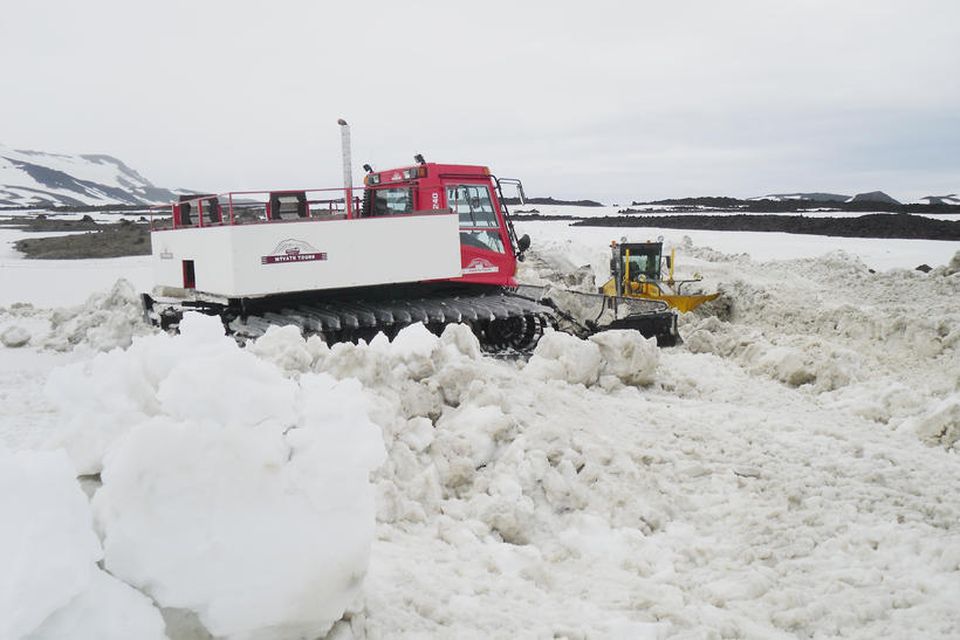 Ljóst er að svæðið er aðeins fært vel búnum jeppum.