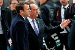 François Hollande og Emmanuel Macron fögnuðu saman í dag en 8. maí fagna Frakkar frelsi …