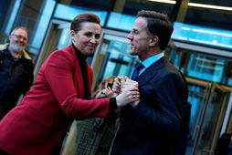 Mette Frederiksen kveður Mark Rutte, framkvæmdastjóra Atlantshafsbandalagsins NATO, að loknum fundi þeirra í Brussel í …