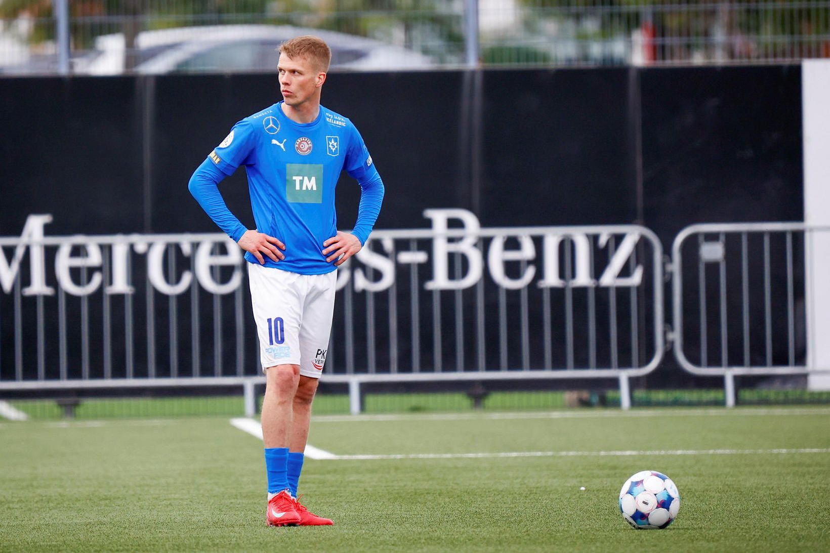 Úr Garðabænum á Hlíðarenda?